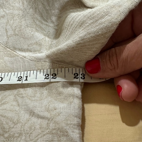 John . Mark 🦋 Linen 3/4 sleeve top - Picture 5 of 10